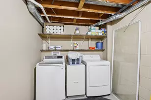 14320 W Fieldpointe Dr, New Berlin, WI 53151 - Photo 55