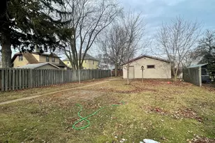 1424 Mehrtens Ave, Sheboygan, WI 53081 - Photo 15