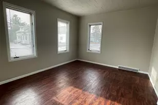 1424 Mehrtens Ave, Sheboygan, WI 53081 - Photo 7