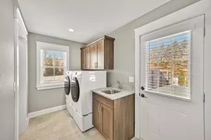 12312 W Donges Bay Rd, Mequon, WI 53097 - Photo 11