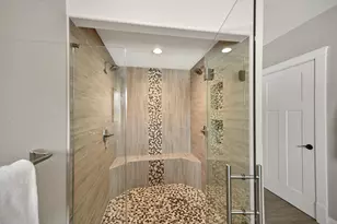 12312 W Donges Bay Rd, Mequon, WI 53097 - Photo 15