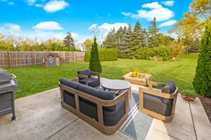 12312 W Donges Bay Rd, Mequon, WI 53097 - Photo 23