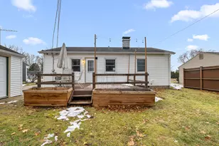 625 Madison Ave, West Bend, WI 53095 - Photo 11