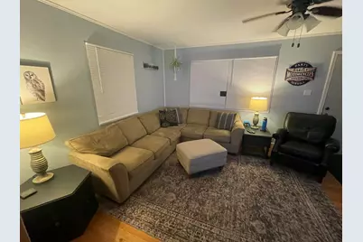 625  Madison Ave, West Bend, WI 53095 - Photo 7