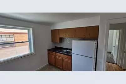 1223 W Olive St #1225, Milwaukee, WI 53209 - Photo 3