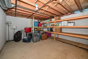 1636 W Fairfield Ct, Glendale, WI 53209 - Photo 31