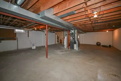 1636 W Fairfield Ct, Glendale, WI 53209 - Photo 25