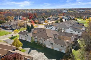 9151 S Aspen Dr, Oak Creek, WI 53154 - Photo 19