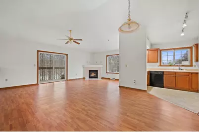 9151 S Aspen Dr #7, Oak Creek, WI 53154 - Photo 3