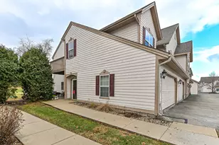 2245 W Vista Bella Dr, Oak Creek, WI 53154 - Photo 33