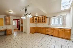 809 Richards Ave, Watertown, WI 53094 - Photo 5