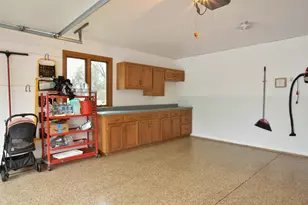 15731 W Brook Dr, New Berlin, WI 53151 - Photo 25
