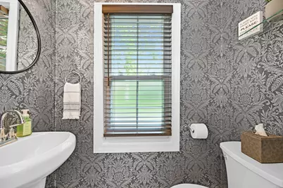 1005  Lone Tree Rd, Elm Grove, WI 53122 - Photo 19