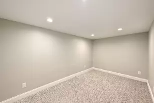 1005 Lone Tree Rd, Elm Grove, WI 53122 - Photo 29