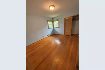 7658 N Delta Pl, Milwaukee, WI 53223 - Photo 9