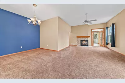 N57W24128 N Sycamore Cir, Sussex, WI 53089 - Photo 5