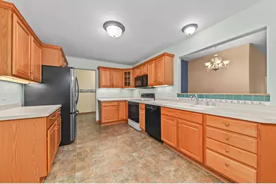 N57W24128 N Sycamore Cir, Sussex, WI 53089 - Photo 19