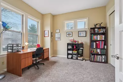 885  Rocky Pt #C, Brookfield, WI 53005 - Photo 5