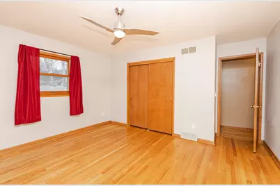 245  Millwood Ln, Waukesha, WI 53188 - Photo 23
