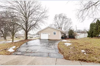 245  Millwood Ln, Waukesha, WI 53188 - Photo 31