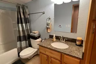 333 N Lake Rd, Oconomowoc, WI 53066 - Photo 35