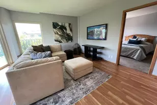 333 N Lake Rd, Oconomowoc, WI 53066 - Photo 9