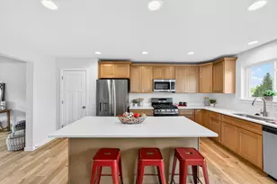 38 Copper Trails Rd, Hartford, WI 53027 - Photo 11