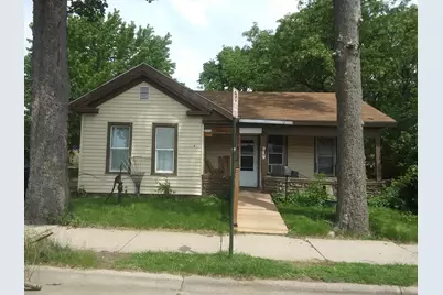 919  St Cloud St, La Crosse, WI 54603 - Photo 1