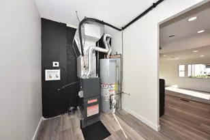 5721 W Thurston Ave, Milwaukee, WI 53218 - Photo 27