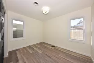 5721 W Thurston Ave, Milwaukee, WI 53218 - Photo 21