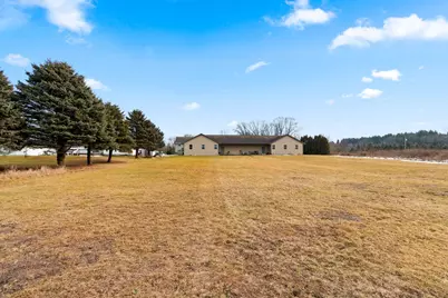 3006 S 19th St, Manitowoc, WI 54220 - Photo 37