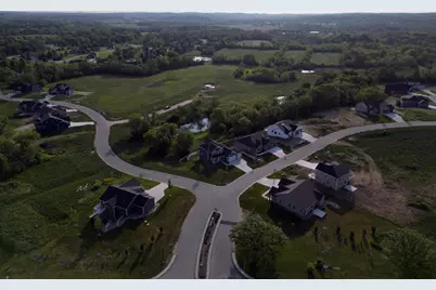 S54W25451  Primrose Ln, Waukesha, WI 53189 - Photo 11