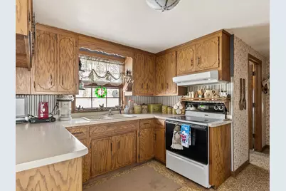 1330  Fernando Dr, Ashwaubenon, WI 54115 - Photo 15