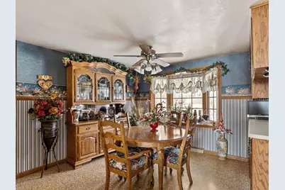 1330  Fernando Dr, Ashwaubenon, WI 54115 - Photo 17