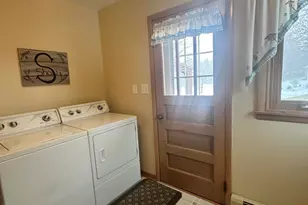 411 S 4th Ave, Saint Nazianz, WI 54232 - Photo 9