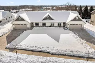 1155 Ellys Way, Slinger, WI 53086 - Photo 41