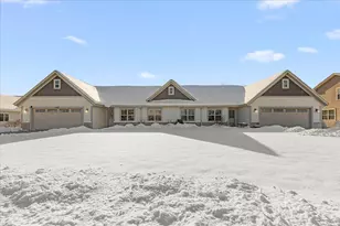 1155 Ellys Way, Slinger, WI 53086 - Photo 43