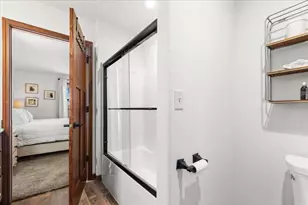 1155 Ellys Way, Slinger, WI 53086 - Photo 27