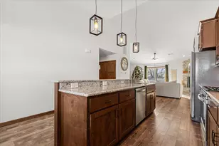 1155 Ellys Way, Slinger, WI 53086 - Photo 9