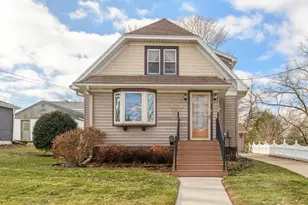 210 Chestnut St, Horicon, WI 53032 - Photo 1