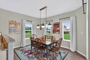 N88W18601 Duke St, Menomonee Falls, WI 53051 - Photo 13