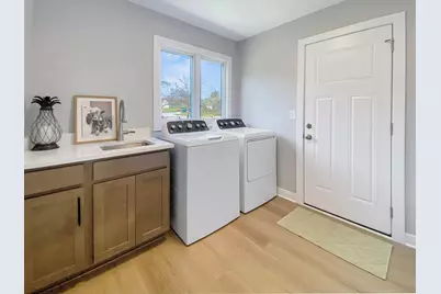 4327  29th St, Kenosha, WI 53144 - Photo 11