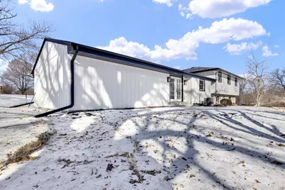 15225  Heather Hill Dr, Brookfield, WI 53005 - Photo 35