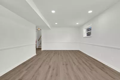 15225  Heather Hill Dr, Brookfield, WI 53005 - Photo 29