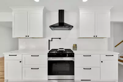 15225  Heather Hill Dr, Brookfield, WI 53005 - Photo 17