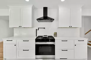 15225 Heather Hill Dr, Brookfield, WI 53005 - Photo 17