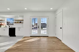 15225 Heather Hill Dr, Brookfield, WI 53005 - Photo 13