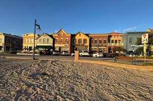 360 Park Hill Dr, Pewaukee, WI 53072 - Photo 19