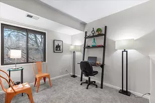 360 Park Hill Dr, Pewaukee, WI 53072 - Photo 7