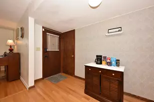 5607 N Argyle Ave, Glendale, WI 53209 - Photo 23